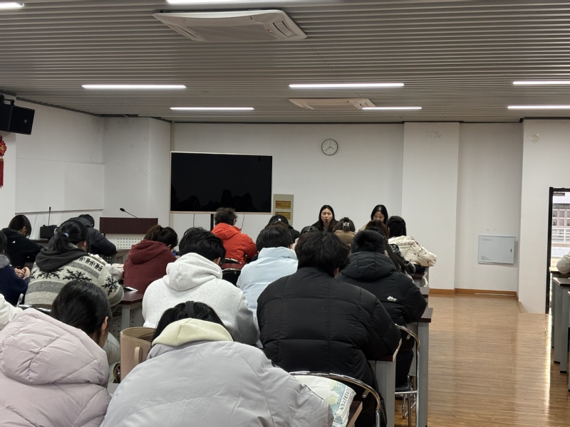 强化担当抓落实，凝心聚力启新程...